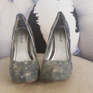 Bamboo denim heels size 6